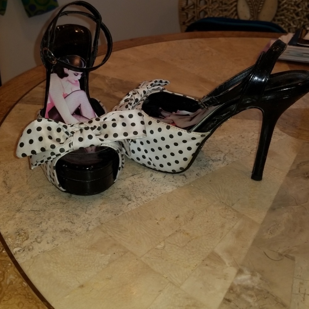 Tutu cute and sexy polka. Stiletto